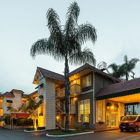 Ramada By Wyndham Costa Mesa/Newport Beach Eksteriør billede